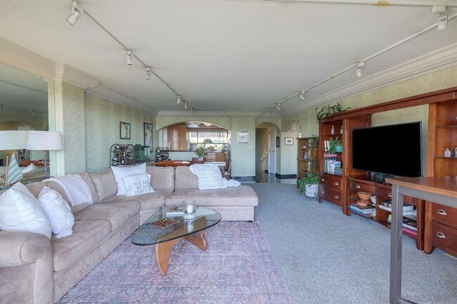 Building Photo - Live at Le Rondelet - Two Bedrooms and Views!