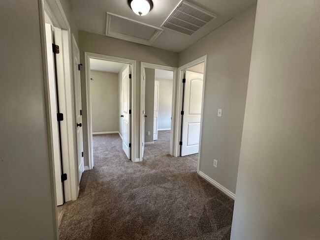 Building Photo - 3528 Newland Loop