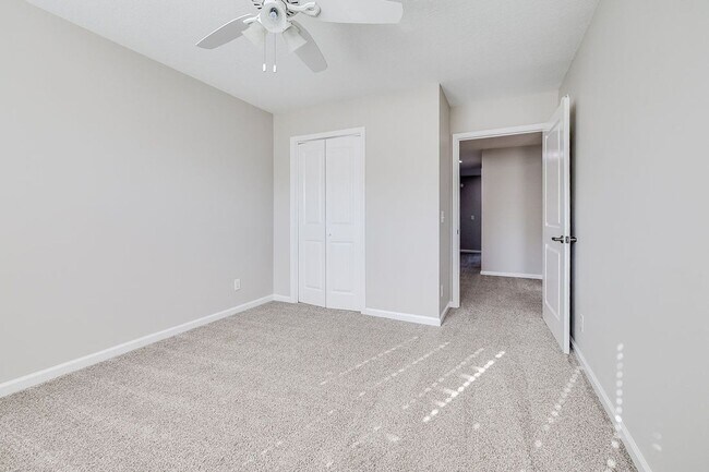 Building Photo - Spacious 4BR Townhome with Elevator in the Heart of Pooler