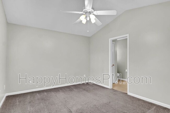 Building Photo - 101 Sparkleberry Ln
