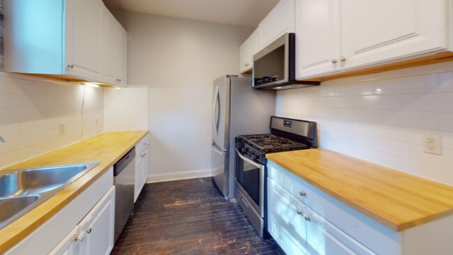 Building Photo - Anacostia Historic District W/Hardwoods, B...