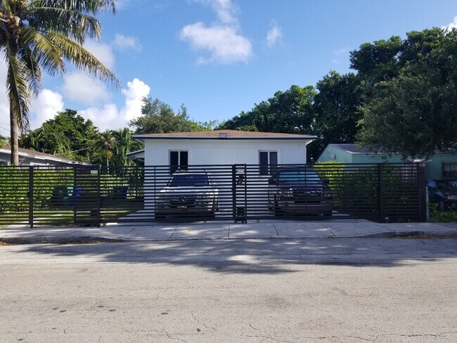 Primary Photo - 277 NW 75th St