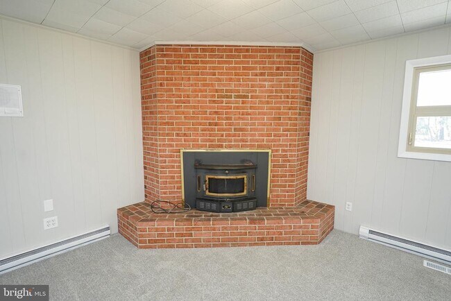 Building Photo - 14880 Concord Rd