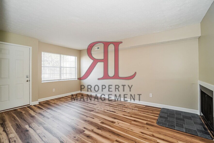 Building Photo - 1467 Worthington Row Dr