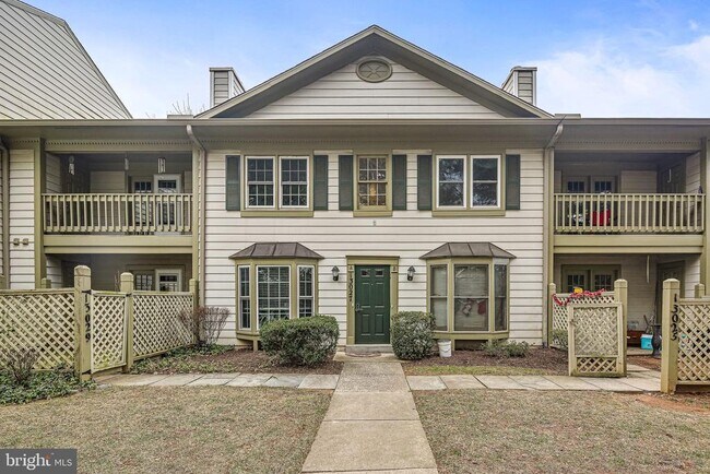 Building Photo - 13027 Shadyside Ln