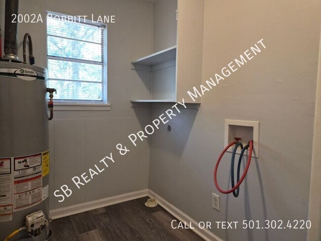 Building Photo - 2002A Bobbitt Lane-