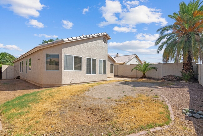 Building Photo - Move-in ready home in Mesa!