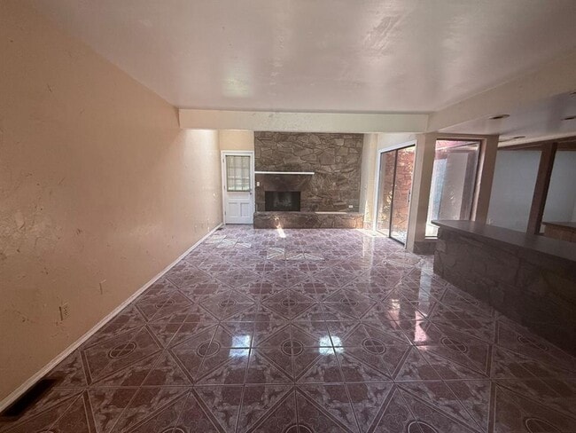 Building Photo - 7407 Kings Manor Ct