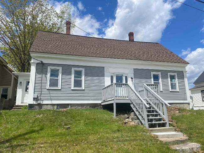Primary Photo - 21 Grove St