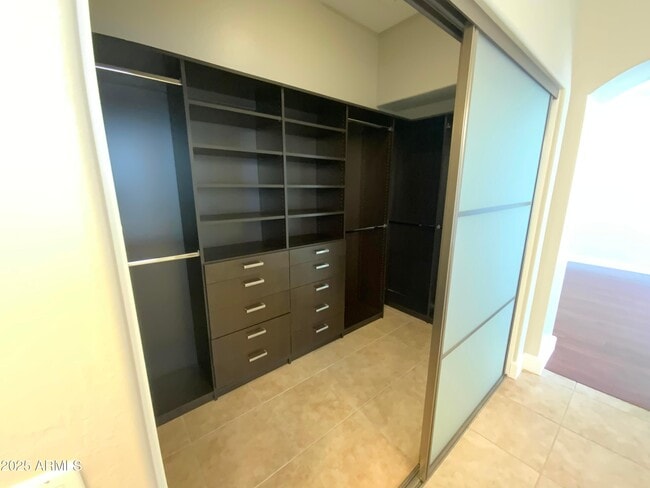 Building Photo - 6204 E Phelps Rd