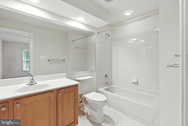 Building Photo - 13309 Big Cedar Ln