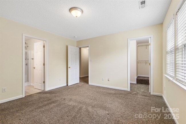 Building Photo - 3834 Thomas Ridge Dr