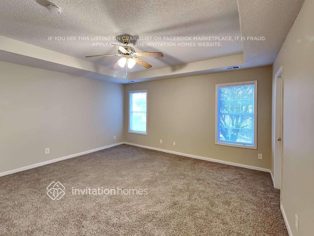 Building Photo - 290 Hunters Chase