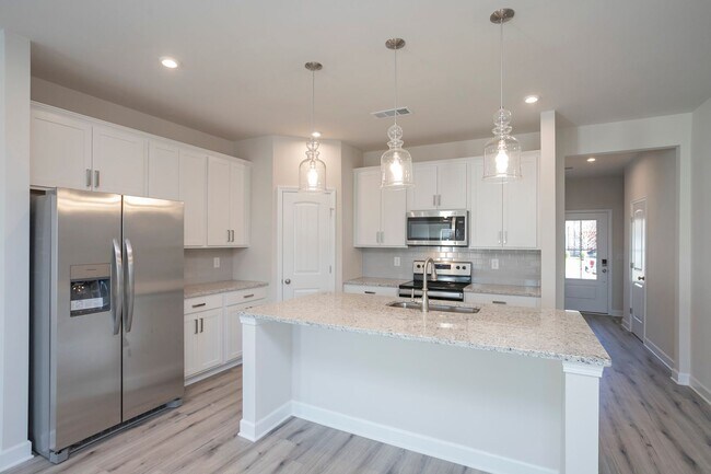 Building Photo - 2031 Sperling Dr
