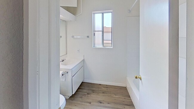 Building Photo - 26131 La Real Ln