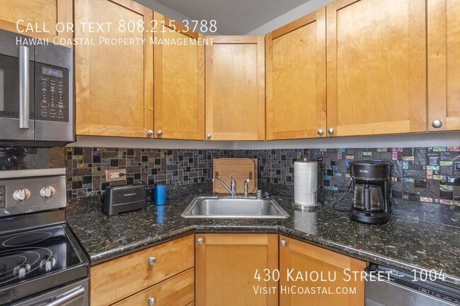 Building Photo - 430 Kaiolu St