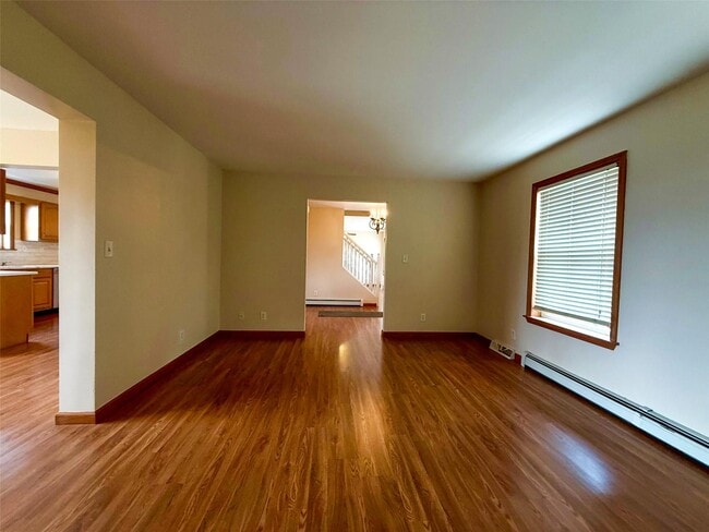 Building Photo - 10 Ashlyn Dr