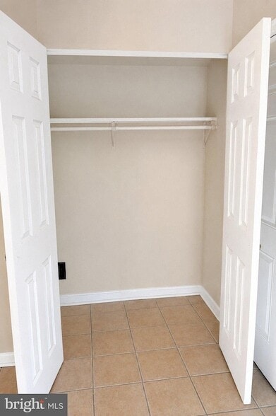Building Photo - 59 Galveston Pl SW