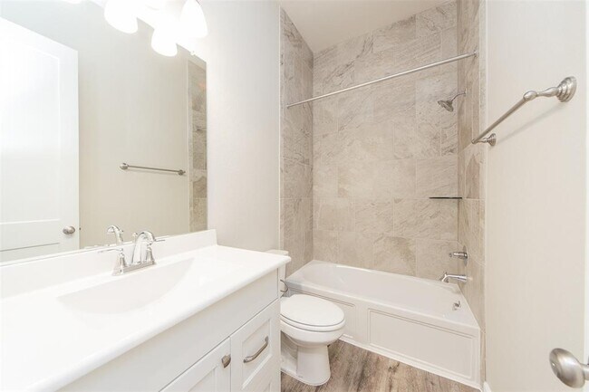 Building Photo - 4518 Primrose Valley Ln