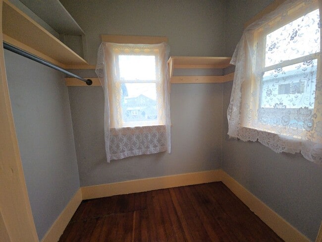 Building Photo - 2314 Union St