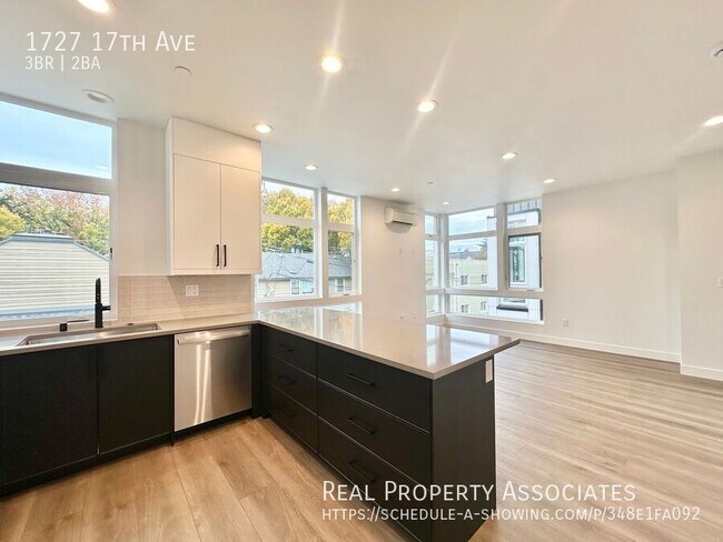 Building Photo - 1727 17th Ave