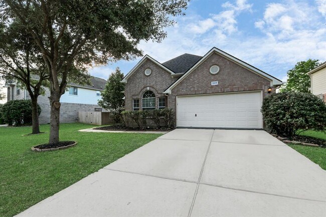 Building Photo - 22035 Emerald Run Ln