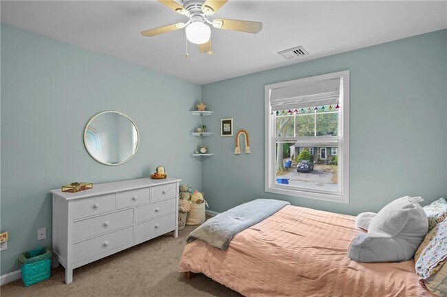 Building Photo - 31 Smith St