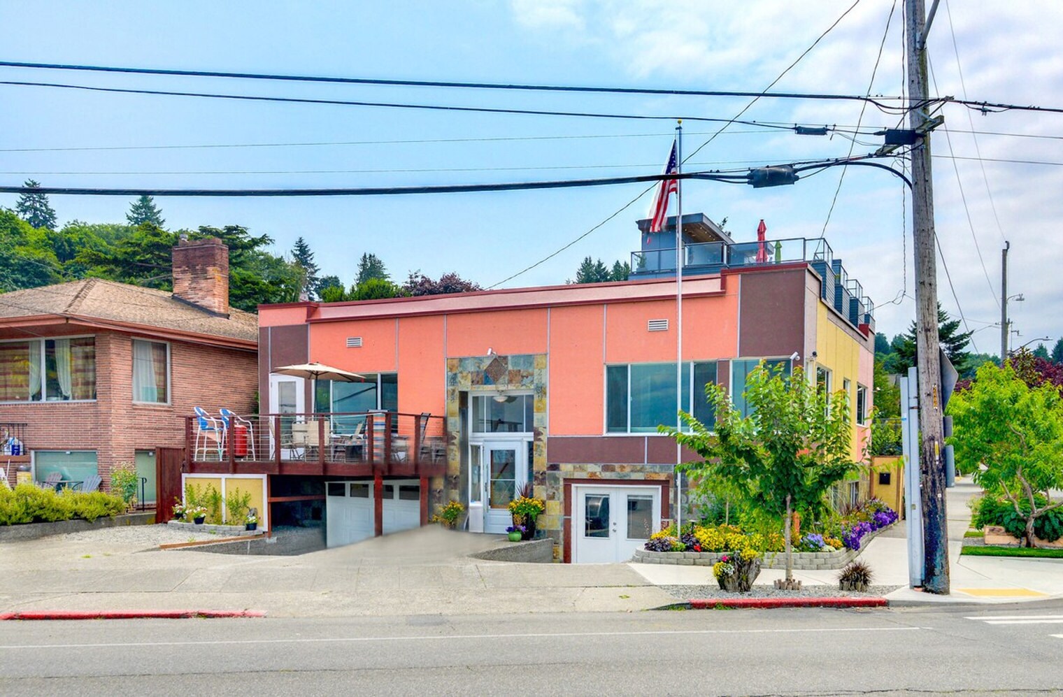 Building Photo - 2428 Alki Ave SW