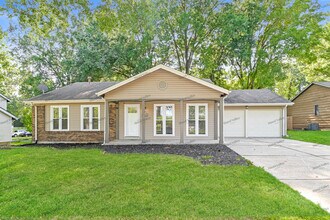 Building Photo - 12693 Meadowdale Dr