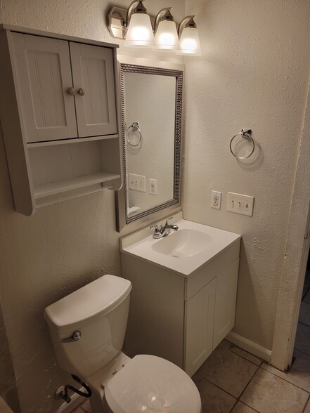 Building Photo - 20700 Bonanza St