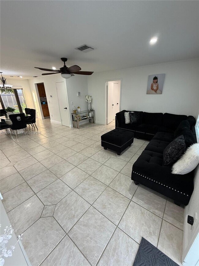 Building Photo - 1711 N Anhinga Ln