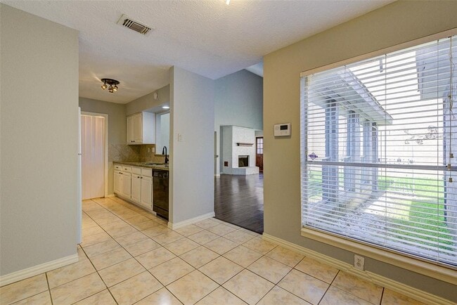 Building Photo - 3603 Storm Creek Dr