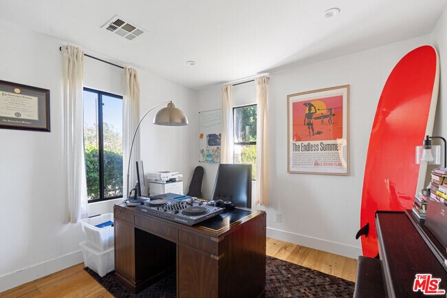 Building Photo - 11809 Marshall St