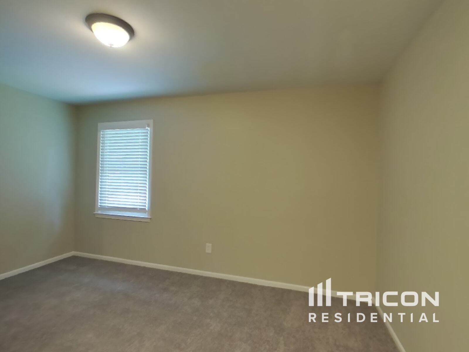 Building Photo - 15924 W 149th Terrace