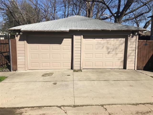 Building Photo - 4717 Deere St