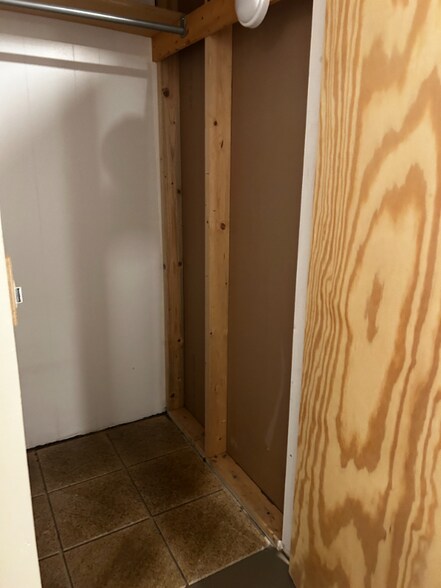 Building Photo - 10166 Glebe Rd