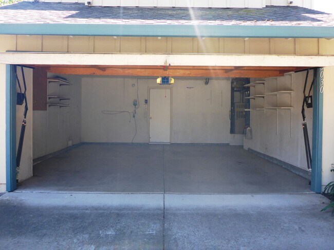Building Photo - Gorgeous 3BR/2BA Two-Story Home with High ...