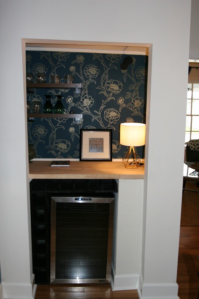 Wine/Beer Fridge - 705 Stevens Ave NE