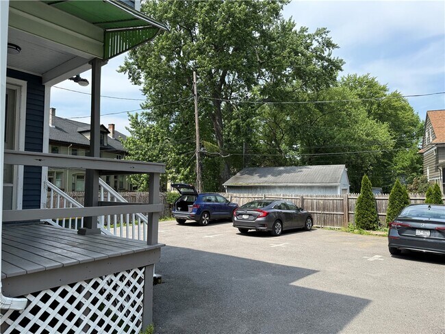 Building Photo - 1036 Monroe Ave