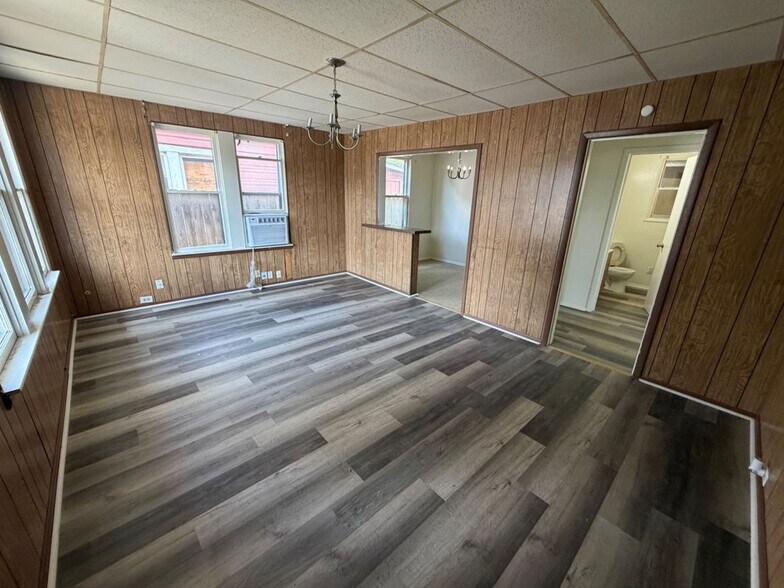 Building Photo - 2019 Martin Luther King Dr