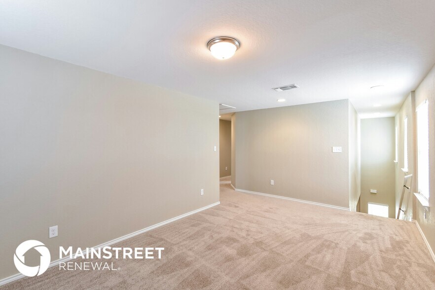 Building Photo - 9651 Pleasanton Bluff