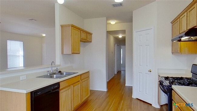 Building Photo - 1105 Burgess Dr