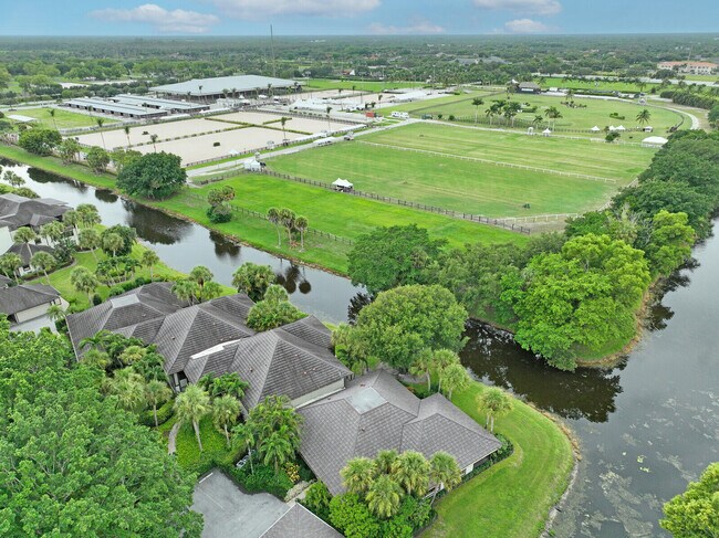 Building Photo - 2735 Polo Island Dr