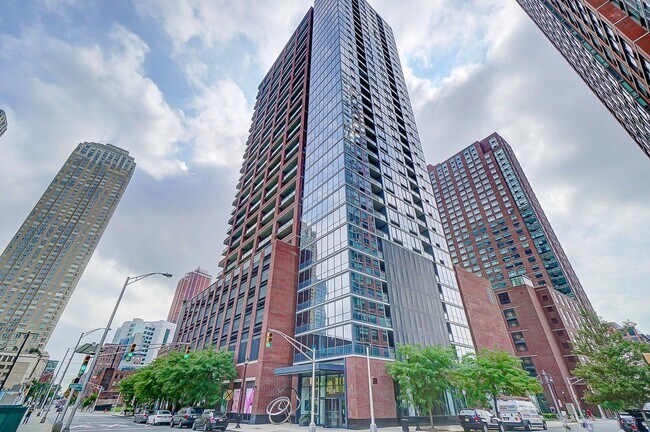 Building Photo - 389 Washington St