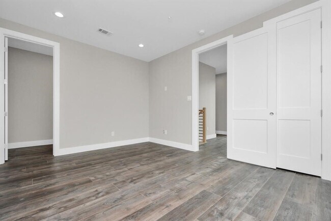Building Photo - 1414 Wheeler Ave