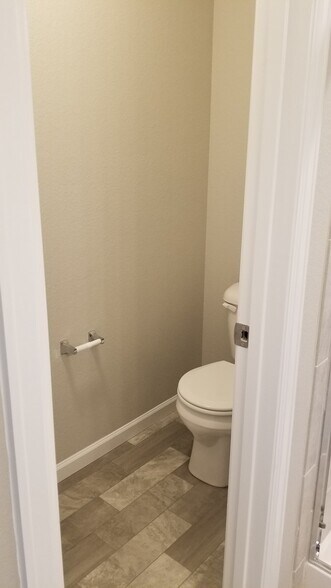 Building Photo - 1055 Petra Heights