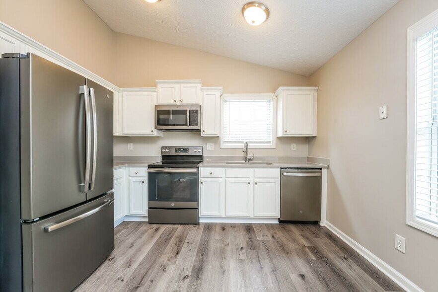 Building Photo - 2249 Ligney Creek Ln