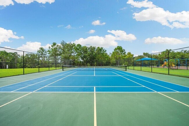 Building Photo - 12418 24th St E