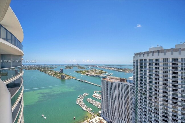 Building Photo - 488 NE 18th St