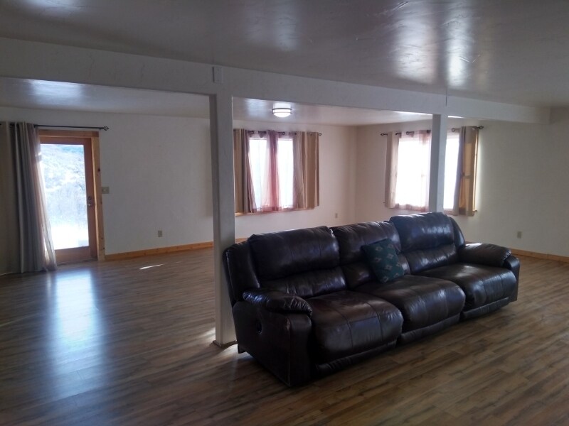 Building Photo - 4890 Co Rd 115